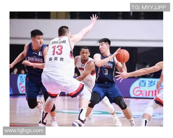 赛后分析南京篮球队与武汉篮球队的战术灵活性与应变能力探讨 赛后分析南京篮球队与武汉篮球队的战术灵活性与应变能力探讨